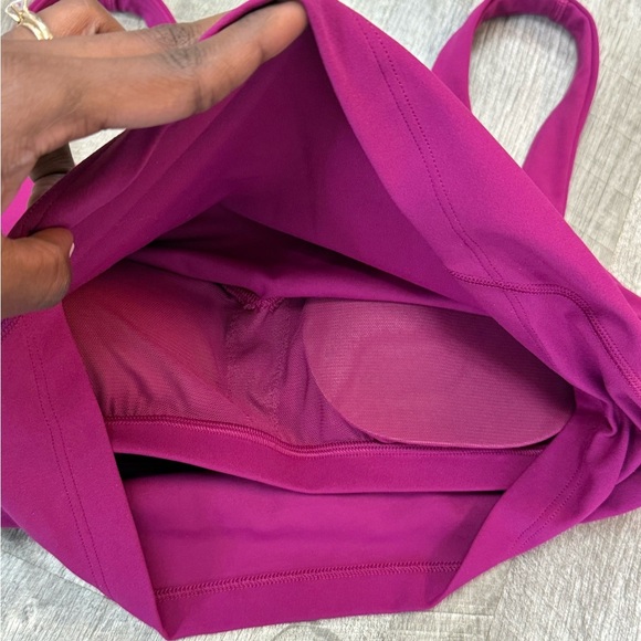 Lululemon Vibrant Purple Crop Top Size 8 - Picture 4 of 8